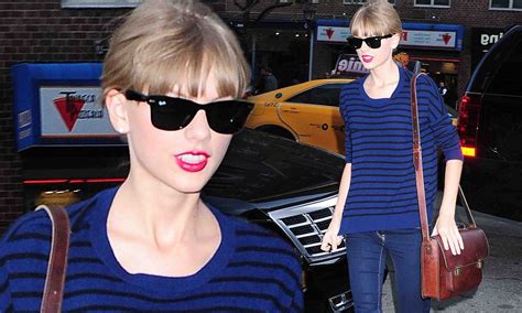 Taylor Swift Steps Out Solo In New York Without Rumoured