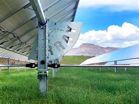 array technologies ends      gw solar tracker supply