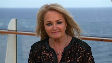 Bonnie Tyler Sings Total Eclipse Of The Heart Live On Cnn Cnn