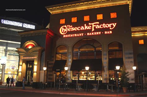 cheesecake factory apologizes  police  removed   guns