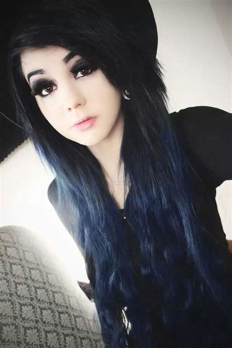 yes this is the navy blue i want my hair to be it looks