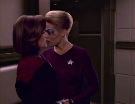 Star Trek Voyager Kathryn Janeway Seven Of Nine 9 By