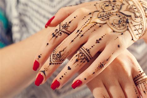 anleitung henna tattoo selber machen inkl mustermotive womz