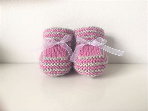 stash busting baby booties  knitting pattern daisy  storm