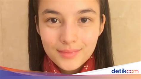 Foto 7 Seleb Wanita Indonesia Yang Berani Tampil Tanpa Makeup