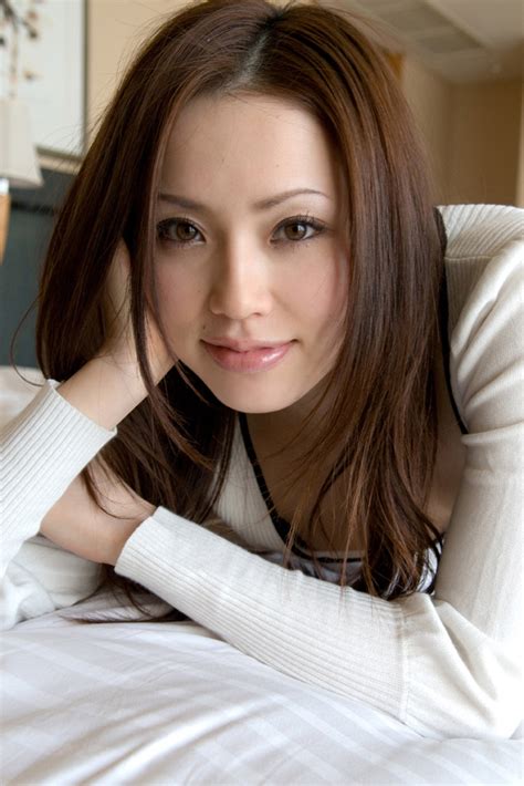 Nooz Yui Hot Model