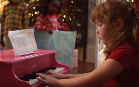 Amazon Uk Christmas Advert Song People And Boxes Singing
