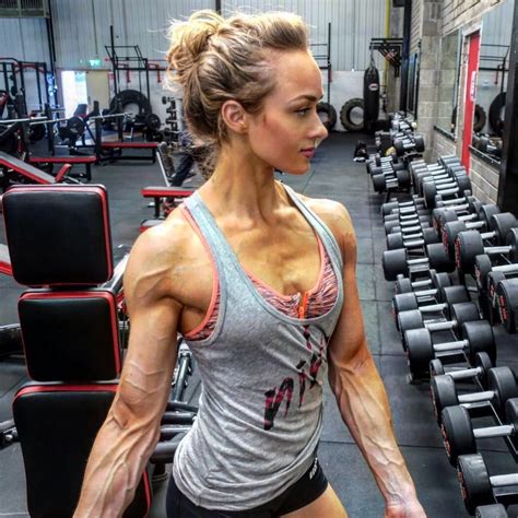 Why Veins Stick Out After Exercise Femalemuscle Female Bodybuilding