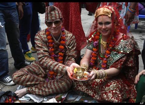 nepal first time same sex lesbian couple marries at goddess dakshinakali s temple on the
