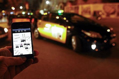 uber vuelve  barcelona dos anos despues  los taxistas responden  movilizaciones cataluna