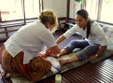Traditional Thai Massage Candm Vocational School Koh Phangan