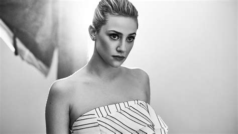 2560x1440 Resolution Blonde Lili Reinhart Monochrome Black And White