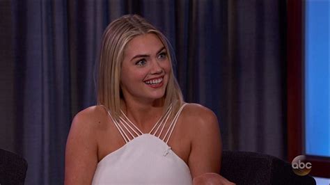 kate upton three peats as si s swimsuit queen komo