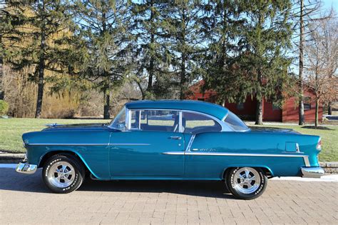 chevrolet bel air  dr hardtop    speed stunning classic  reserve classic