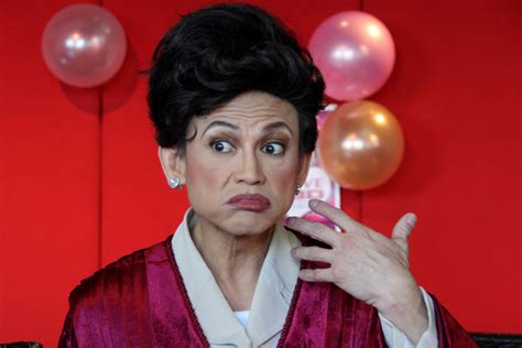 gay filipino comedian shemale pictures