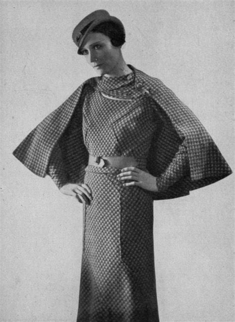 Pin By 1930s 1940s Women S Fashion On 1930s Ensembles Capes Vintage