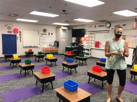 2nd grade elementary teacher preps classroom for back to school amid