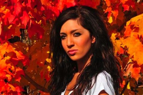 teen mom s farrah abraham closes sex tape deal with six