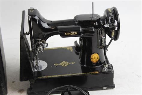The Singer Manufacturing Co 3 120 Sewing Machine