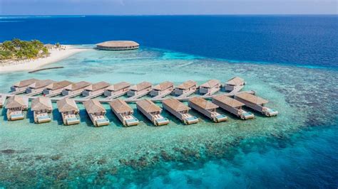 maldives  waikiki travelzoo deals    week  march