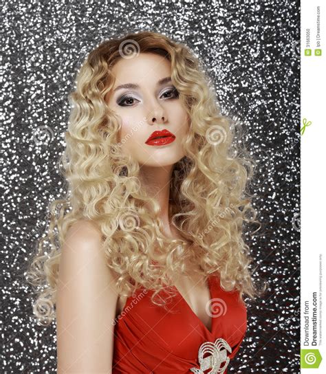 glamor portrait of luxurious classy blond with red lips