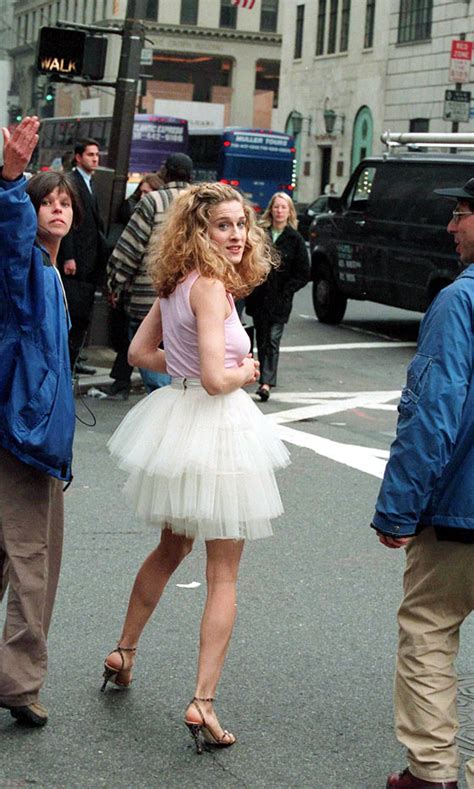 sex and the city carrie bradshaw s memorable fashion moments look