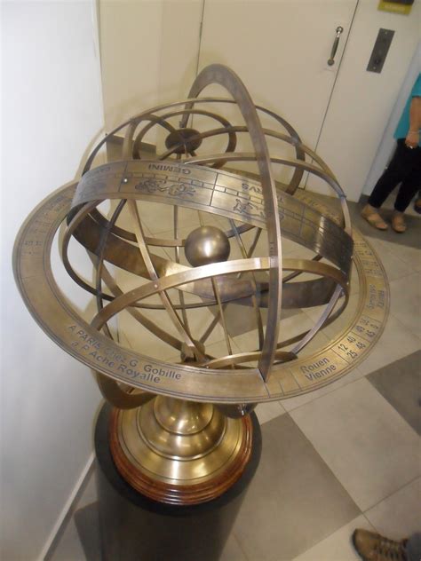 ensino de astronomia esfera armilar