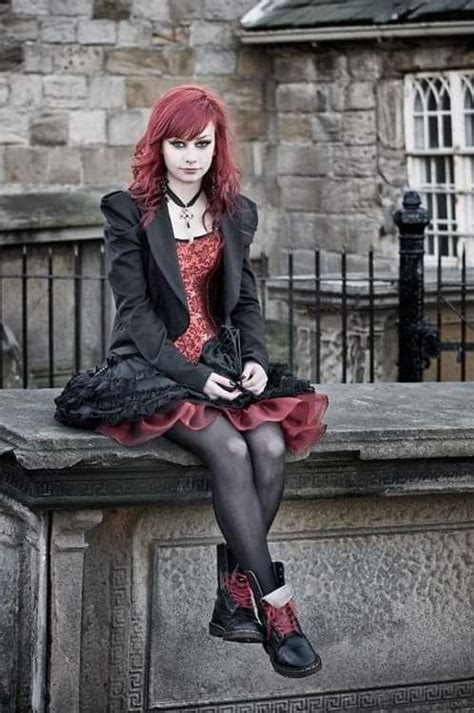Pin By Guilden Stern On Goth And Art Gothic Outfits Gothic Fashion