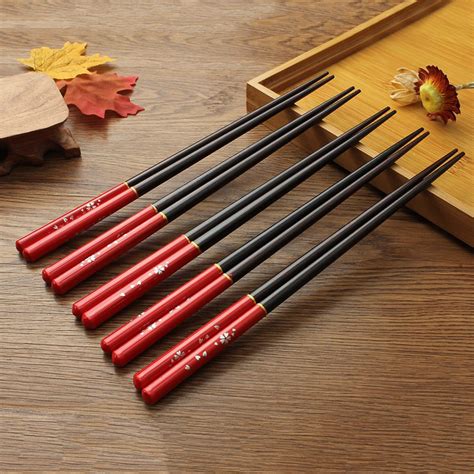 newest chopsticks  pair japanese wooden bamboo chopstick gift set red black handle design