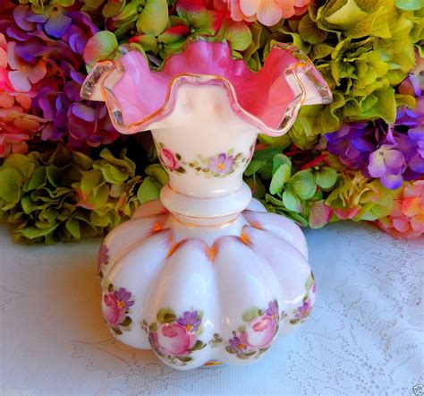 Beautiful Fenton Glass 8 Hand Painted Vase ~ Ruffled ~ Pink White