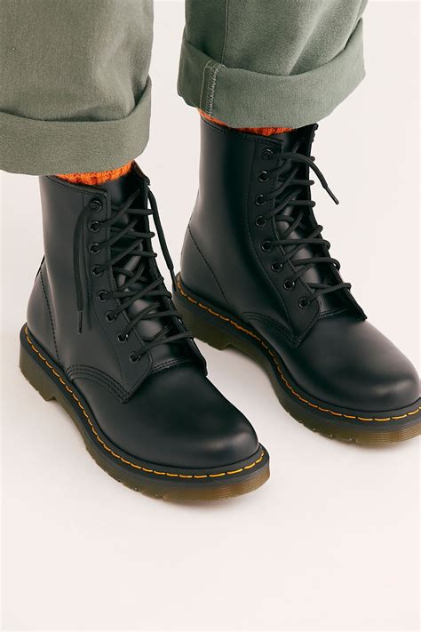 dr martens  smooth lace  boots  martens boots boots swag shoes