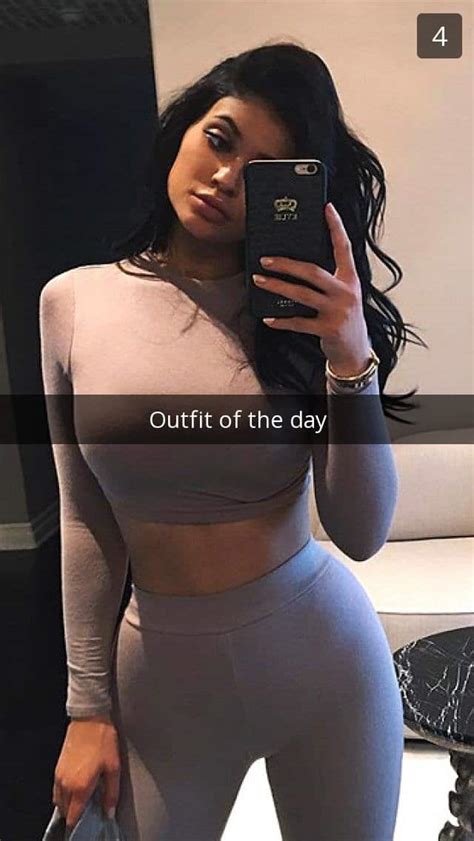 nsfw kylie jenner snapchat pics and videos pussy pics
