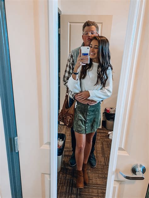 Casual Mirror Pic Cute Couples Photos Photo Poses For
