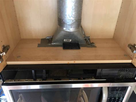 vent    remove  mouse stuck   air duct   kitchen exhaust fan  built