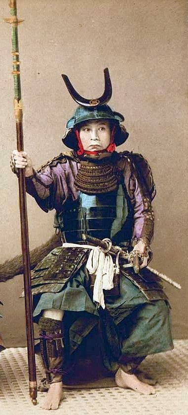 12 Rare Vintage Photos Of Female Samurai Warriors Posing