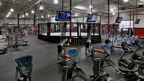 ufc gym franchise information  cost fees  facts opportunity  sale