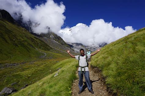 6 reasons you should hire a trekking guide in nepal happiest outdoors