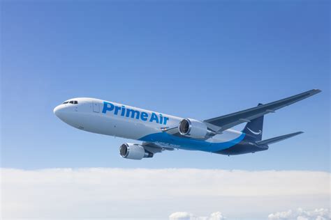 amazon adds  jets   growing fleet canadian manufacturing