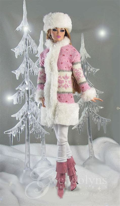 doll divas lots of snow bunnies for theme o christmas
