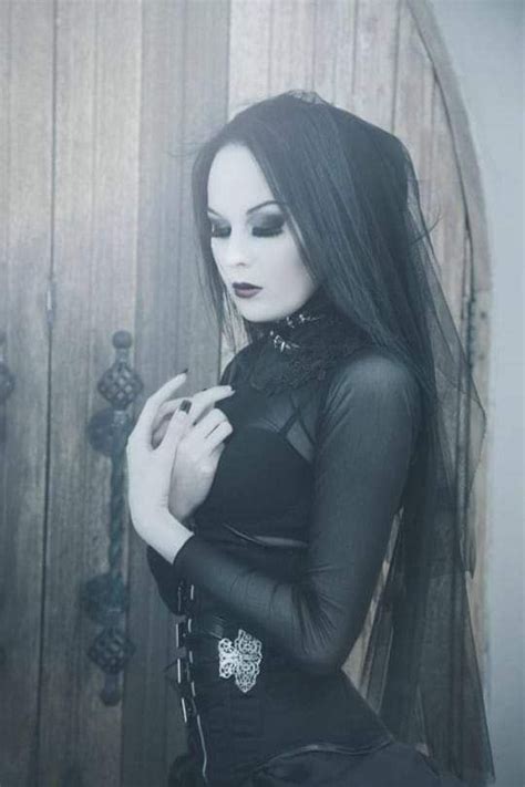 Pin By Guilden Stern On Goth And Art Goth Beauty Dark Beauty Gothic