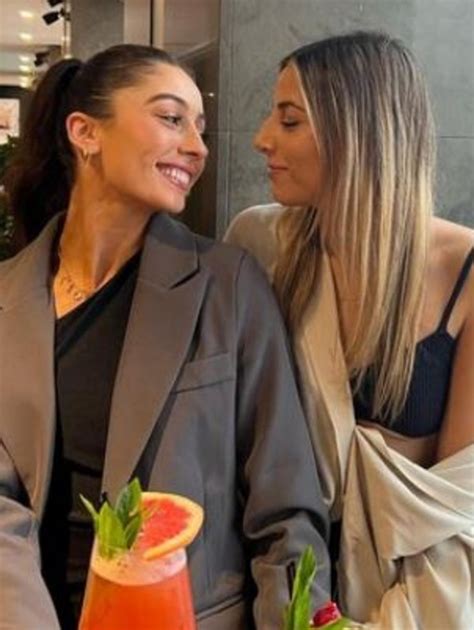 Melbourne Woman Tessa Bona Discovers She’s A Lesbian After Coming Off