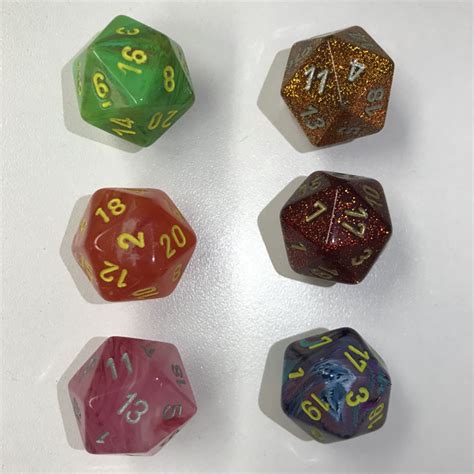 chessex  individual dice arctic board games