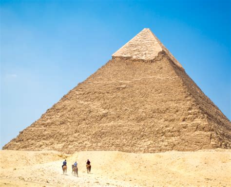 hoe werd vroeger een piramide gebouwd willem wever