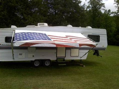 rv awnings read   buying  rvshare retractable awning custom awnings patio