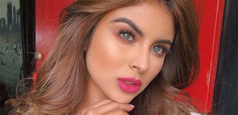 colombian model laura sanchez h flaunts sexy physique in latest instagram photo