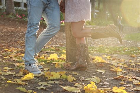 20 fall date ideas that prove this season is the best for love