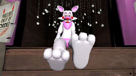 Mangle S Paws By Thatticklishfox2 Funtime Foxy Foxy Fnaf