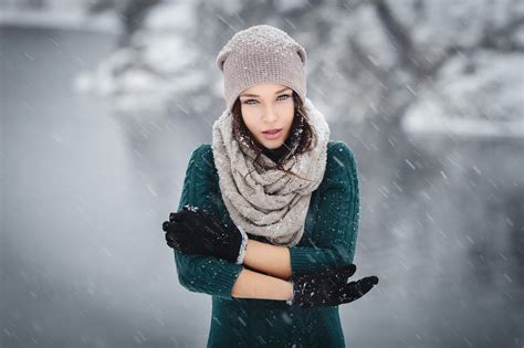 Wallpaper Women Outdoors Model Depth Of Field Brunette Snow