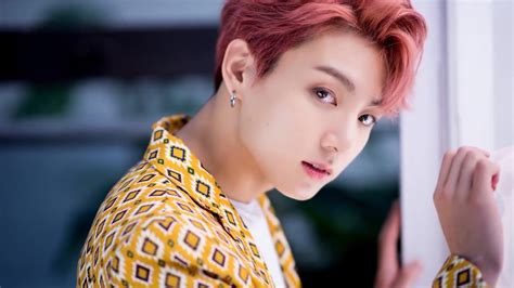 eagle eyed armys notice bts jungkook s new tattoo in latest video