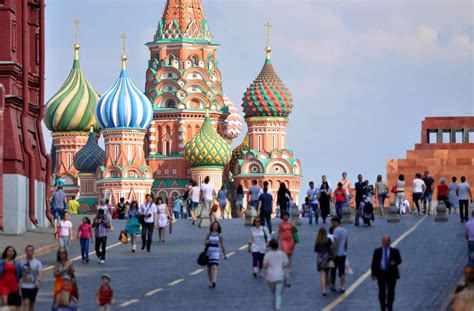 amazing reasons  visit moscow russia travel guides